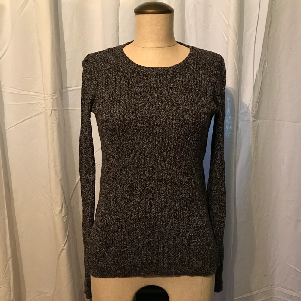 🌊 H&M Black Grey Long Sleeve